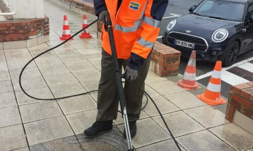 LA MAIRIE A VOTRE SERVICE : pendant ce temps, ça bosse aux 4 coins de la ville