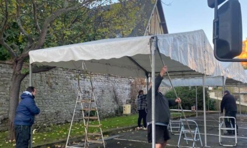 Installation de la Fête de la coquille en cours !